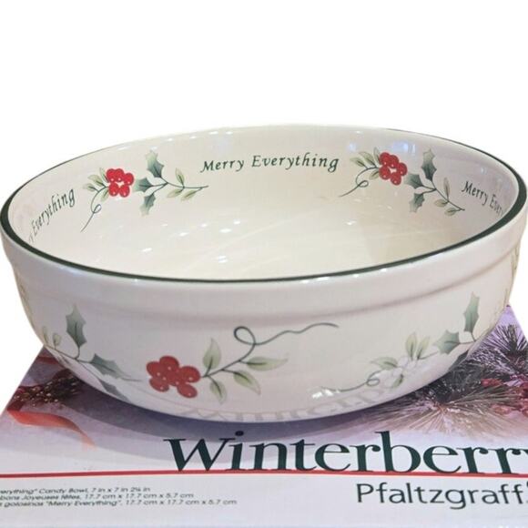 Pfaltzgraff Winterberry 7" Merry Everything Christmas Candy Bowl New in Box! - Picture 2 of 5